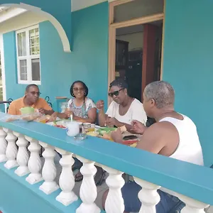 Danglez Homestay Bataka